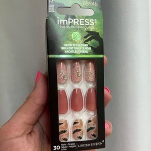 KISS impress press on nails, glow in the dark, Halloween edition